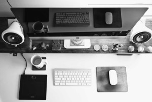 web-design-work-desk
